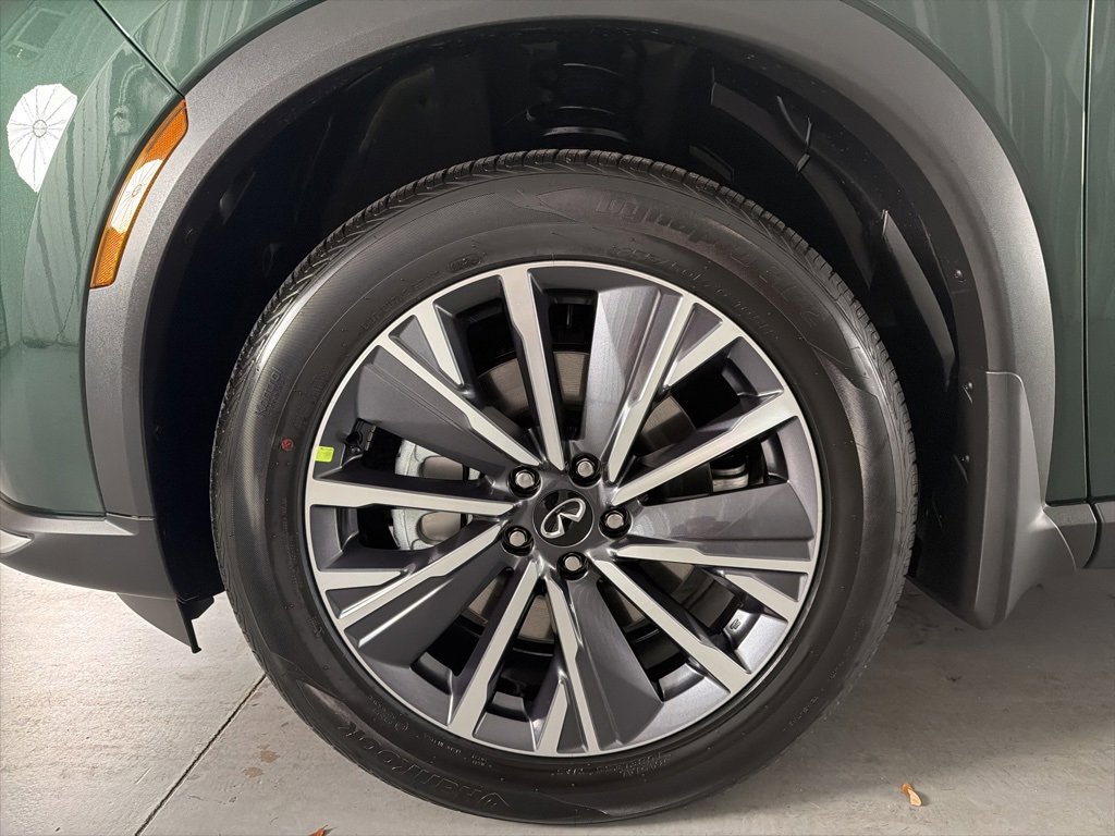 New 2026 INFINITI QX60 Luxe image 5