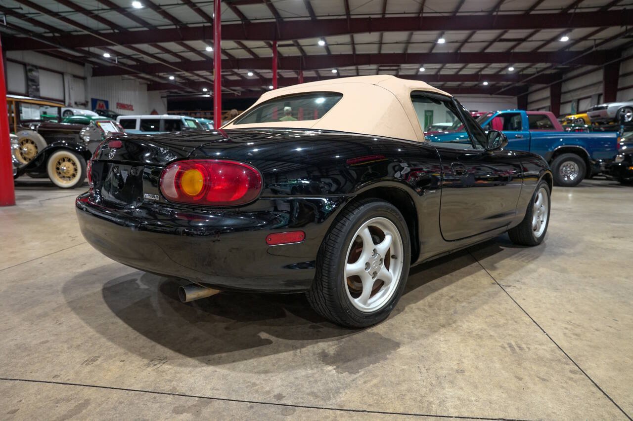 Used 1999 MAZDA MX-5 Miata RWD image 24