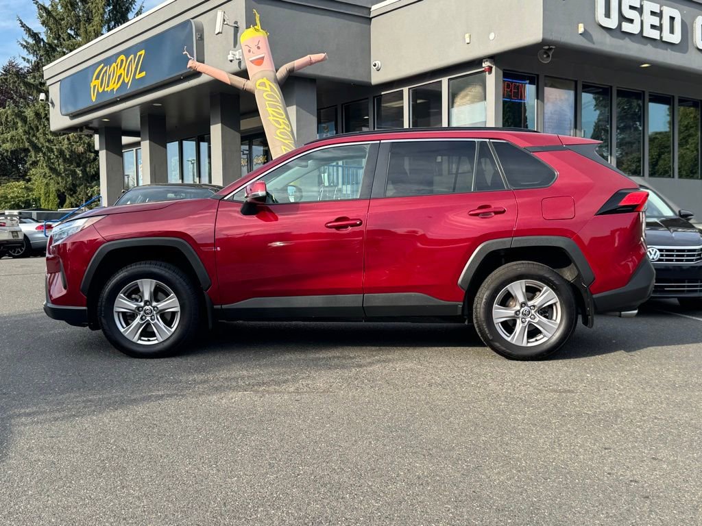 Used 2022 Toyota RAV4 XLE image 7