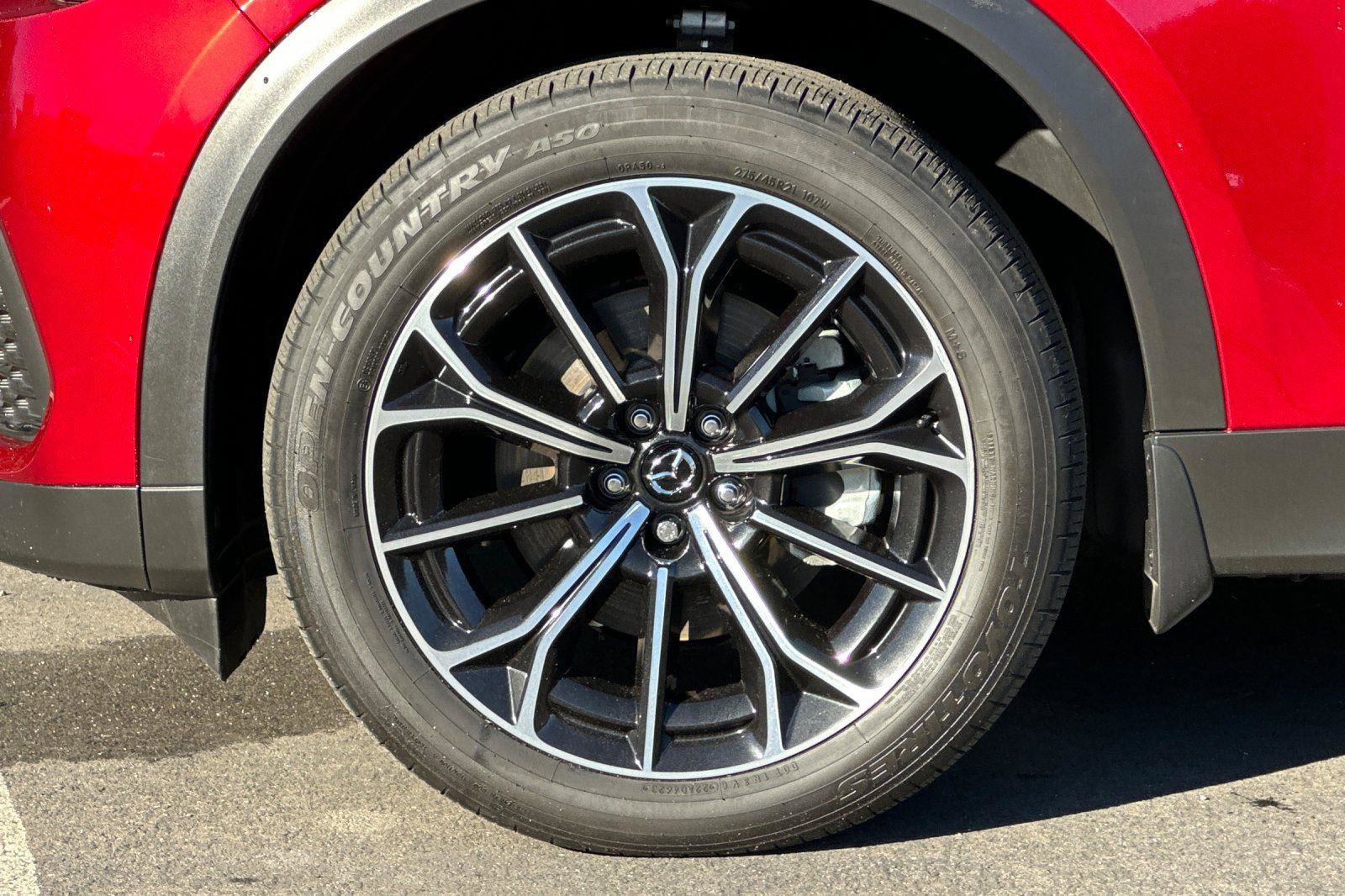 Certified 2025 MAZDA CX-70 Plug-In Hybrid w/ Premium Pkg image 28