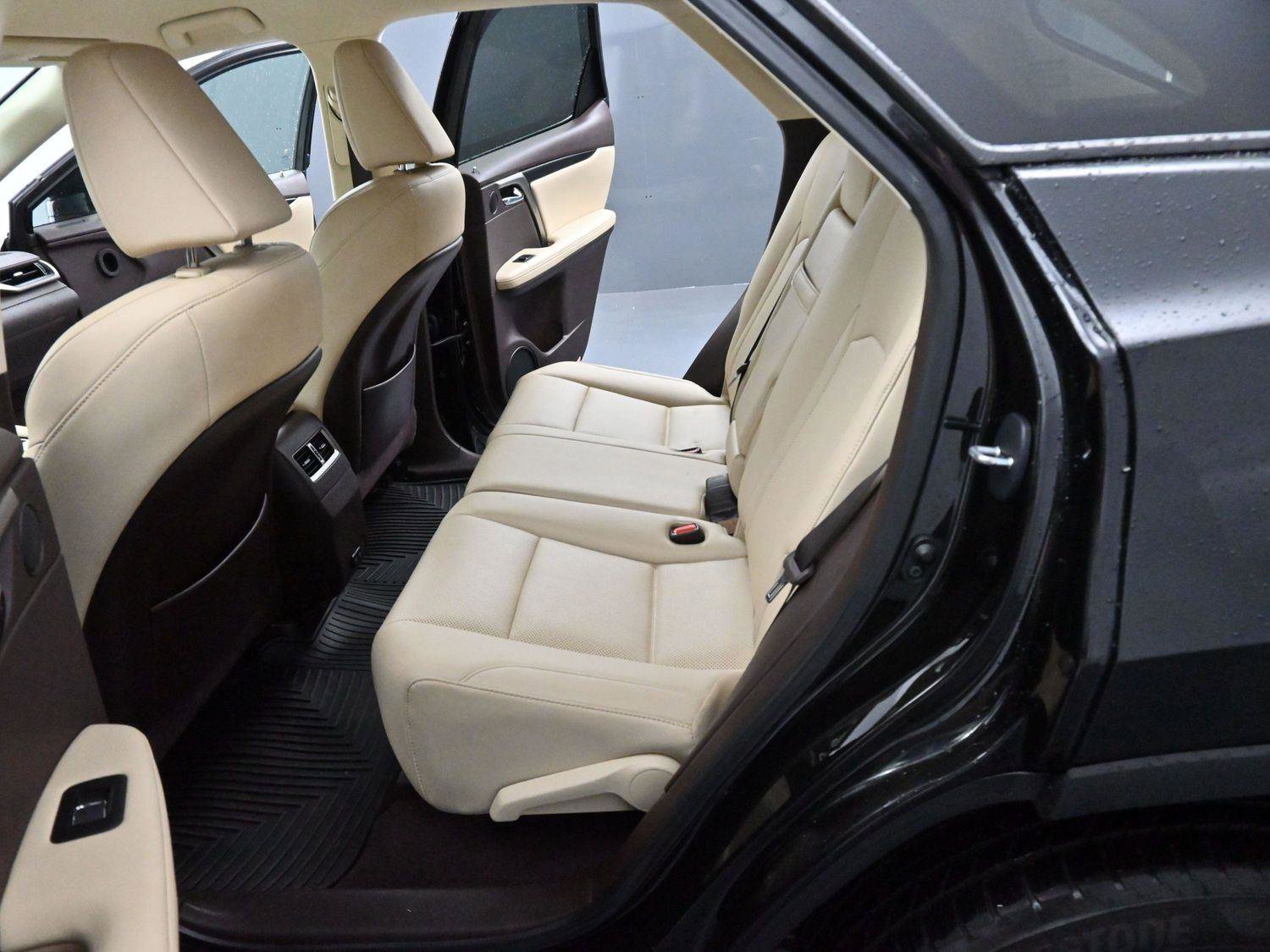 Used 2020 Lexus RX 350 FWD w/ Accessory Package image 27