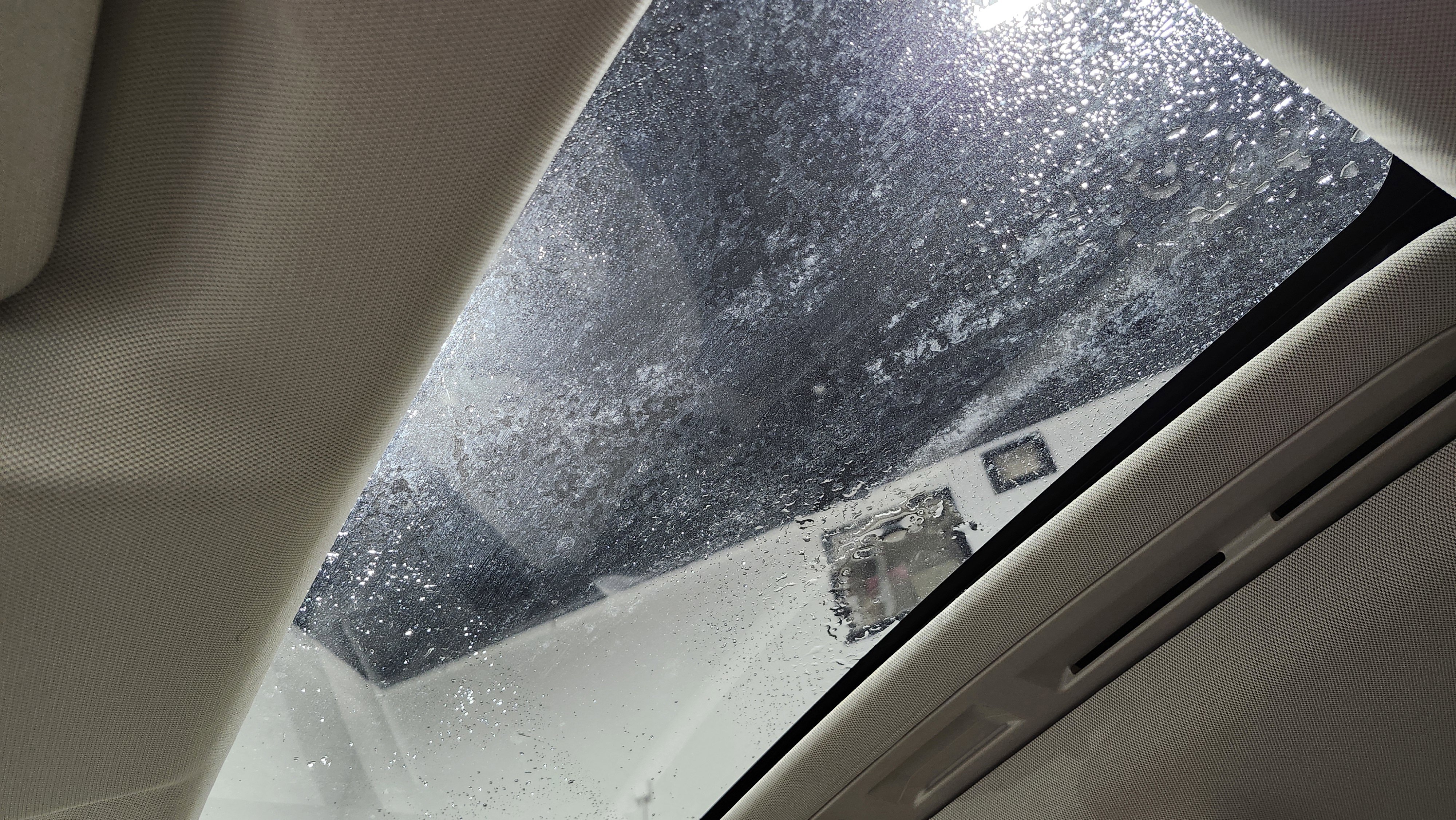 Used 2020 Buick Encore Sport Touring w/ Safety Package image 2