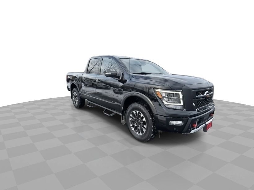 Used 2021 Nissan Titan PRO-4X w/ Pro-4x Convenience Package image 2