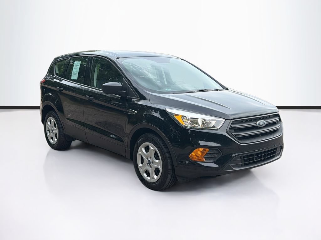 Used 2017 Ford Escape S FWD image 3