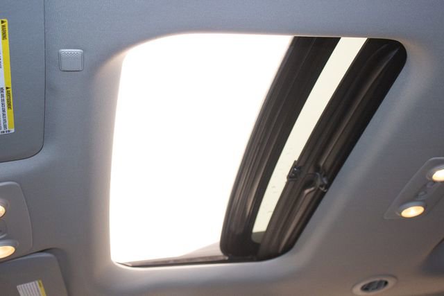 Used 2013 GMC Acadia SLT image 21