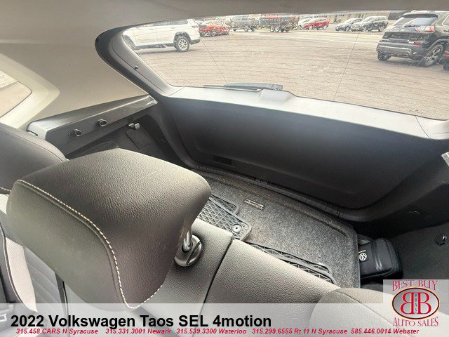 Used 2022 Volkswagen Taos SEL AWD/4WD image 12