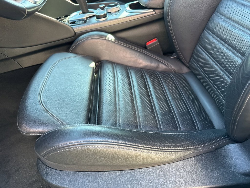 Used 2022 Alfa Romeo Giulia Veloce image 26