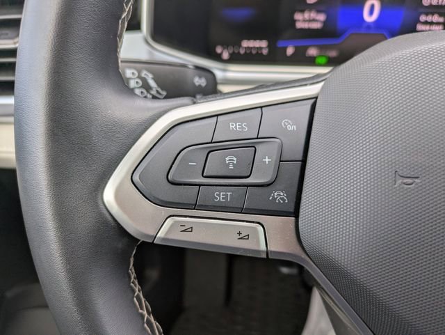 Certified 2025 Volkswagen Taos SE AWD/4WD image 27