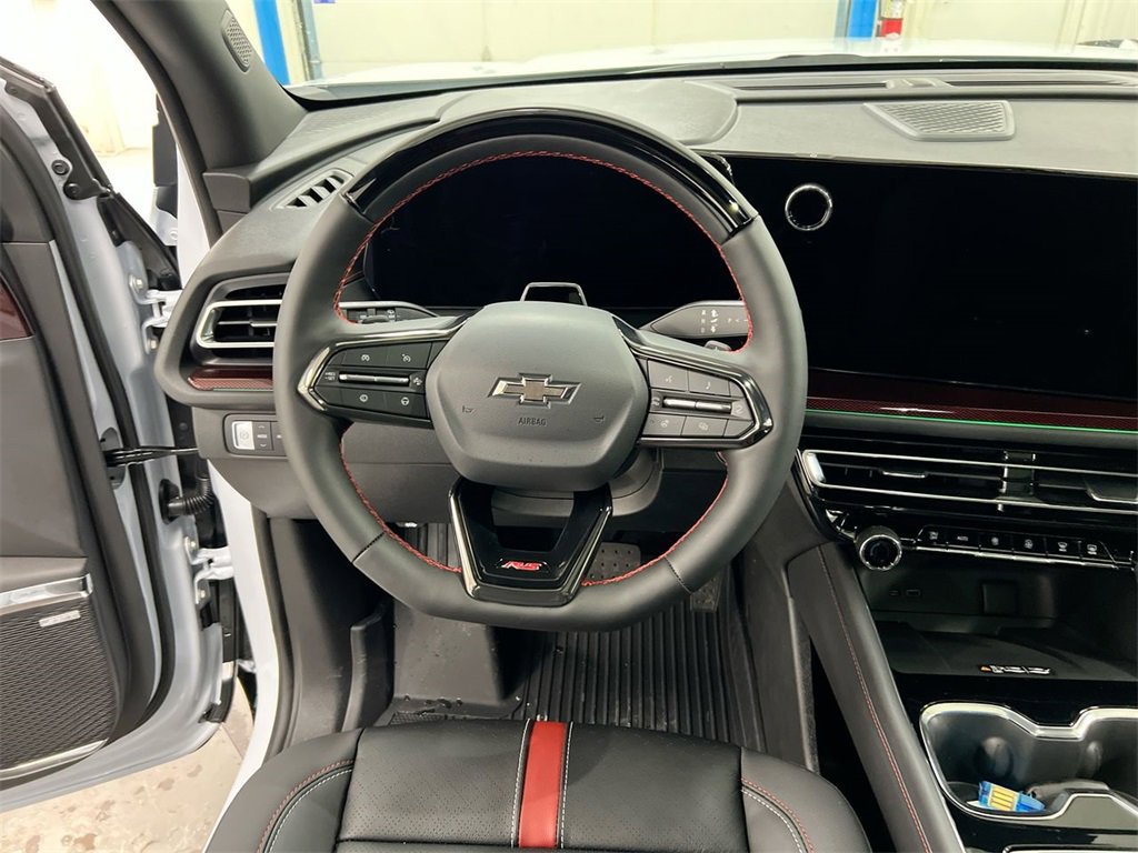 New 2026 Chevrolet Traverse RS w/ LPO, Floor Liner Package image 21