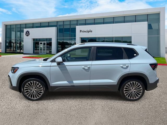 New 2026 Volkswagen Taos SE FWD image 5