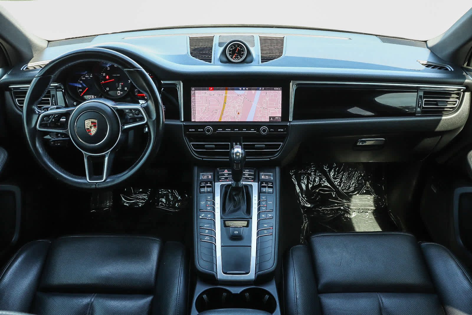 Used 2020 Porsche Macan AWD/4WD image 12