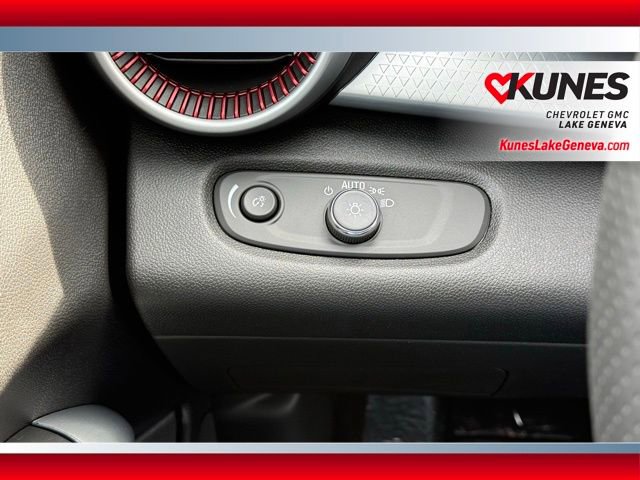 New 2026 Chevrolet Trax RS w/ Driver Confidence Package image 41