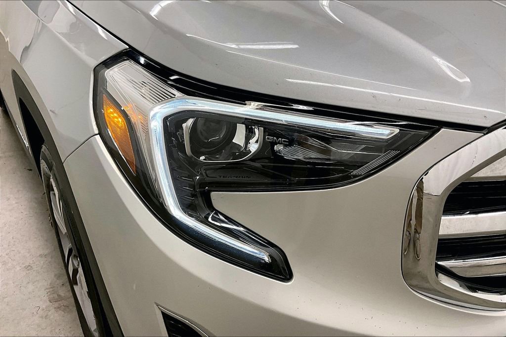 Used 2021 GMC Terrain SLT AWD/4WD image 30