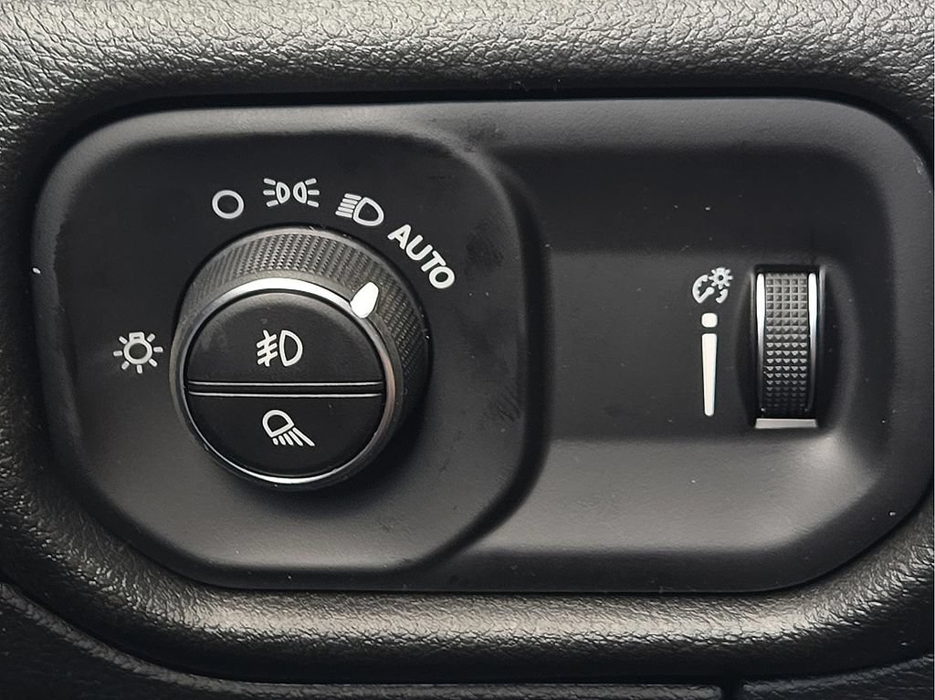 New 2026 RAM 1500 Classic Warlock AWD/4WD image 17