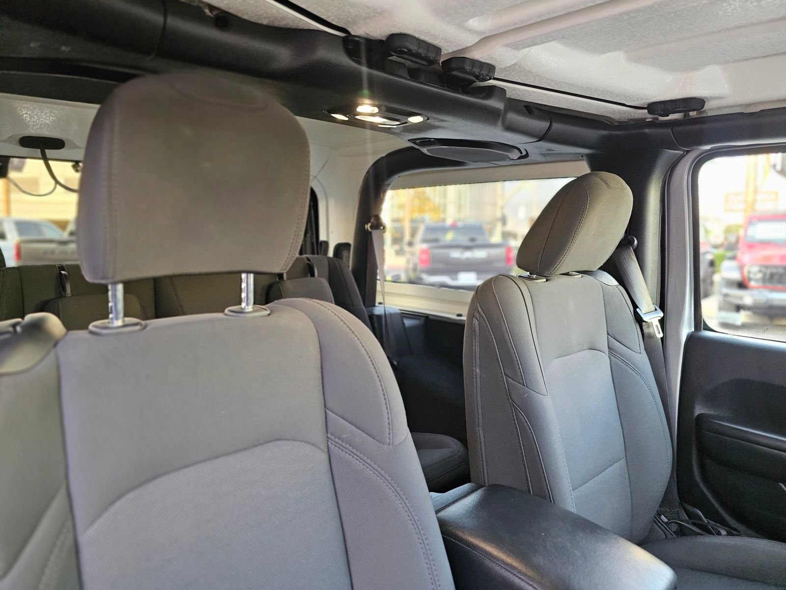 Used 2020 Jeep Wrangler Sport image 26