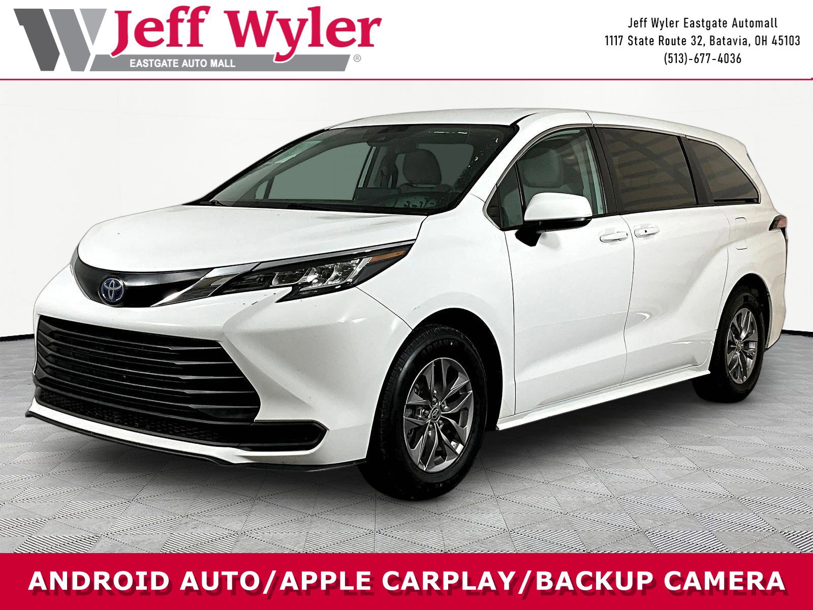 Used 2022 Toyota Sienna LE FWD image 1