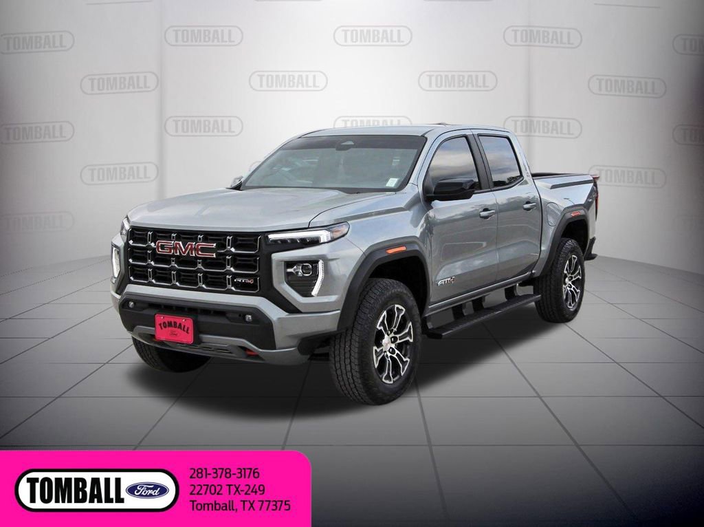 Used 2025 GMC Canyon AT4 image 3