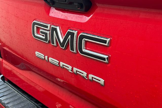 Used 2025 GMC Sierra 1500 Elevation w/ LPO, Elevation Black Package AWD/4WD image 6