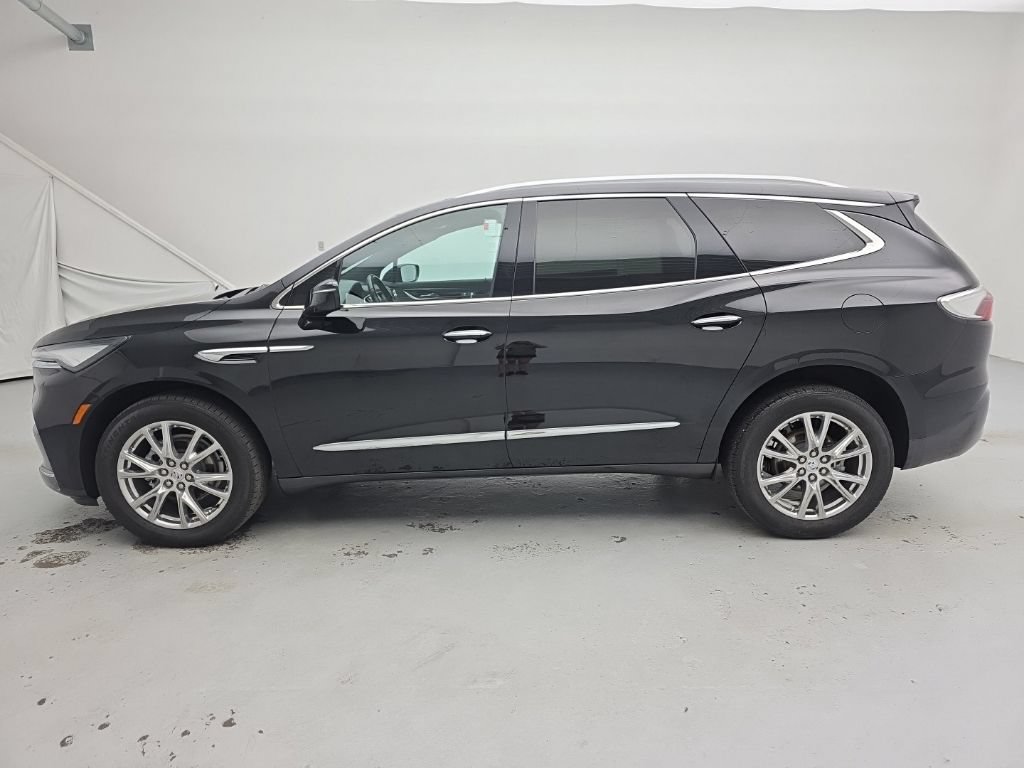 Used 2023 Buick Enclave Essence w/ Experience Buick Package AWD/4WD image 8