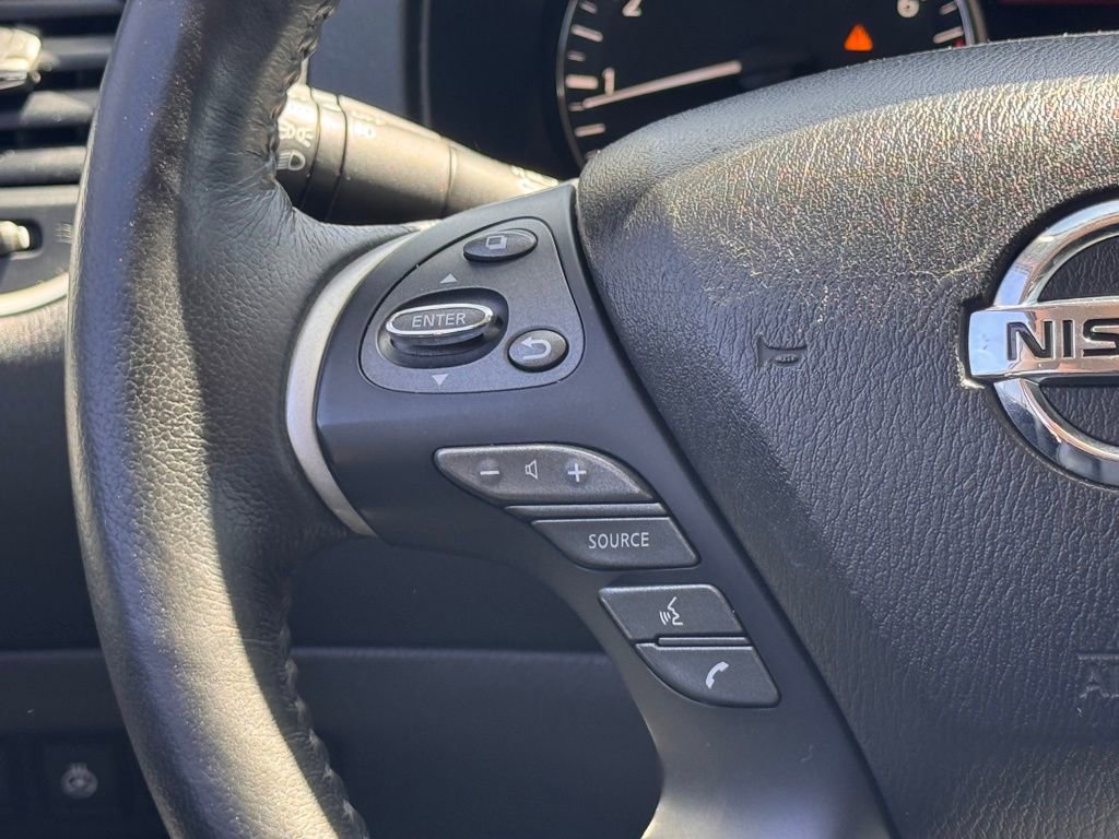 Certified 2020 Nissan Pathfinder SL image 15