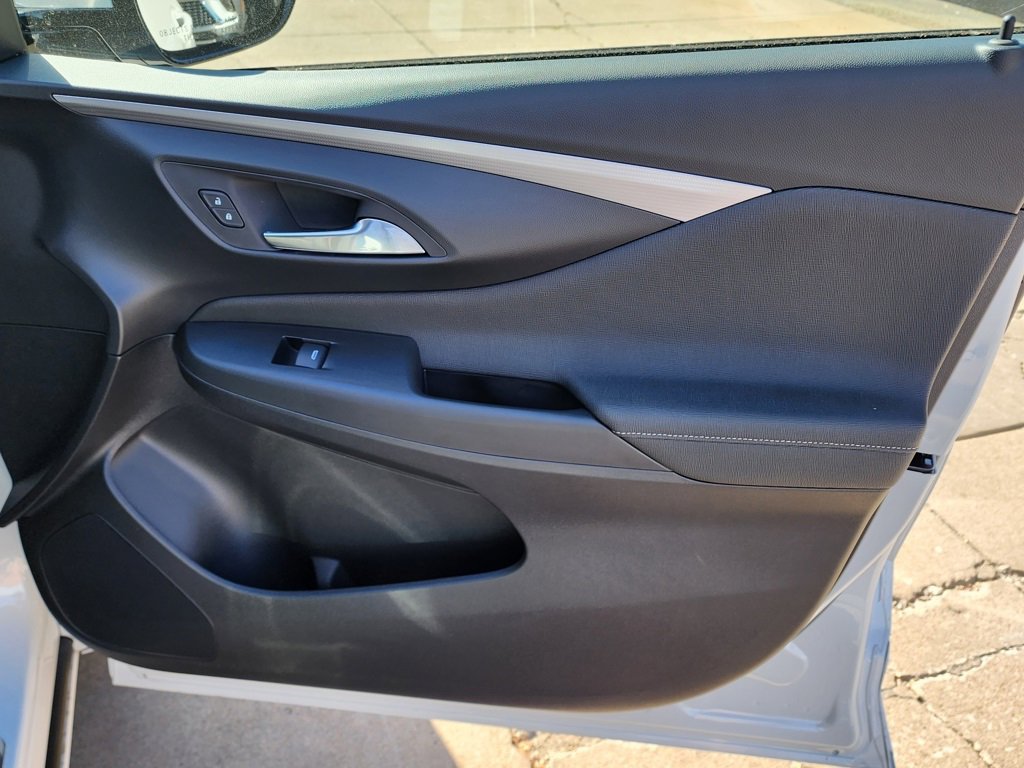 New 2026 Buick Envista Avenir image 35