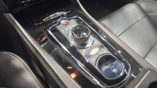 Used 2014 Jaguar XK Convertible RWD image 22