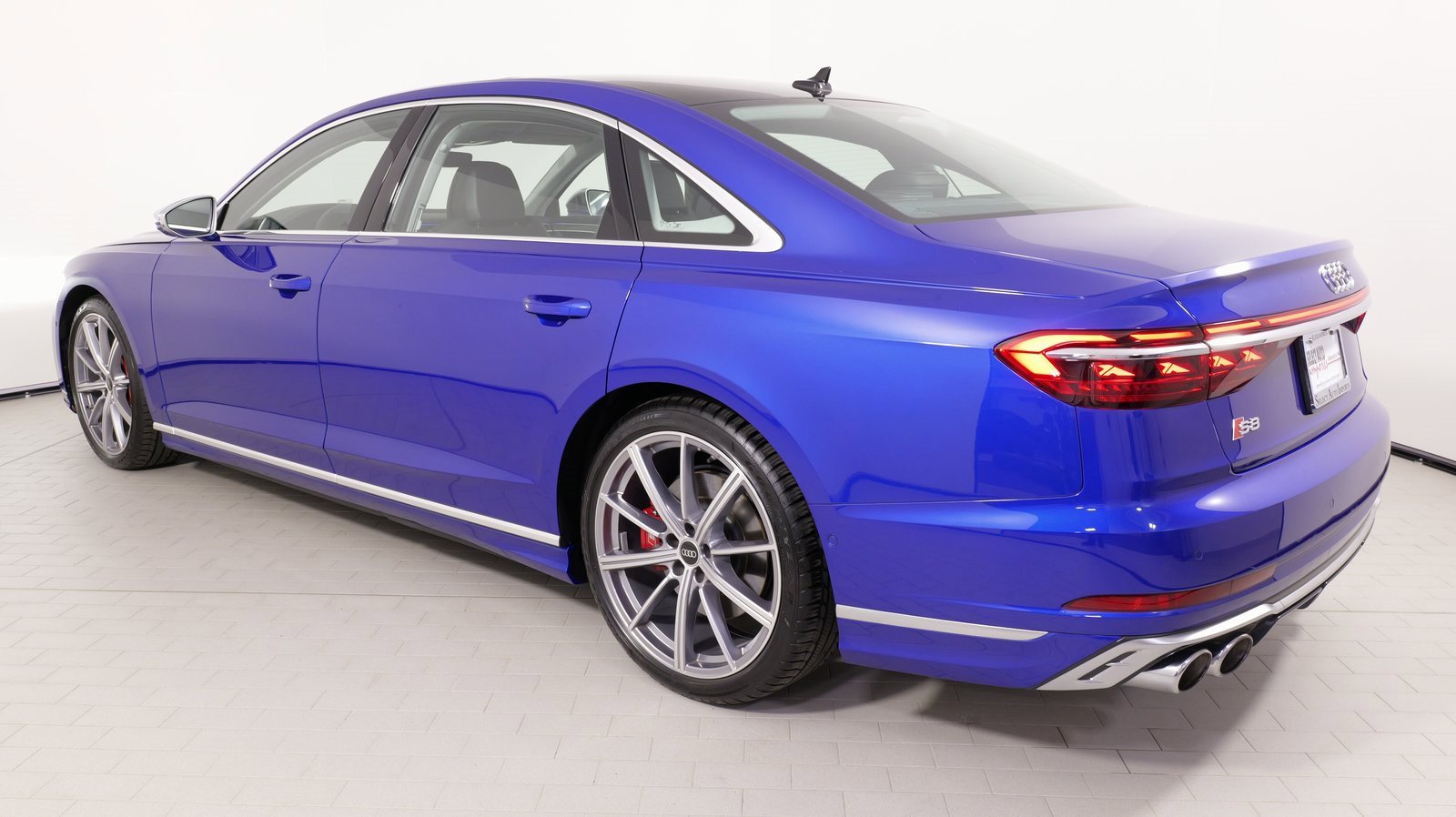 Used 2023 Audi S8 w/ S8 Comfort Plus Package image 14