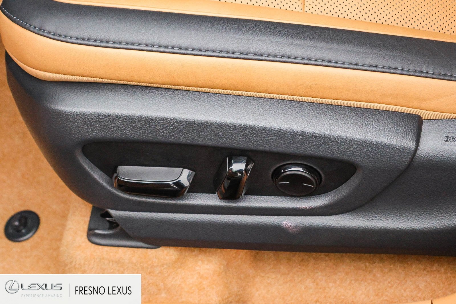 Used 2025 Lexus RZ 300e image 21