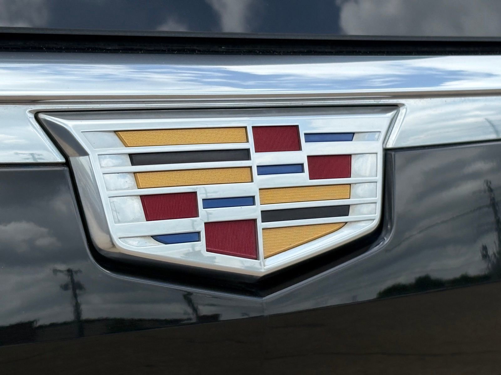 Used 2022 Cadillac Escalade Premium Luxury image 10