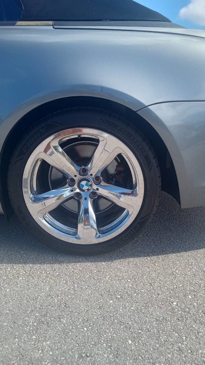 Used 2010 BMW 650i Convertible RWD image 17