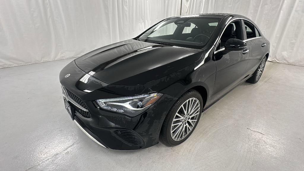 Used 2025 Mercedes-Benz CLA 250 4MATIC image 7