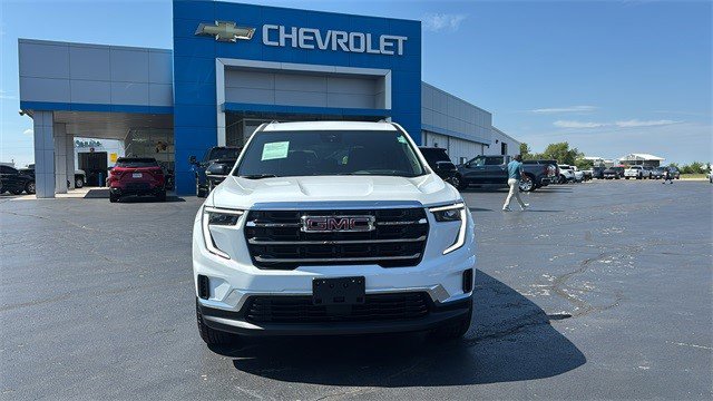 Certified 2025 GMC Acadia Elevation image 2