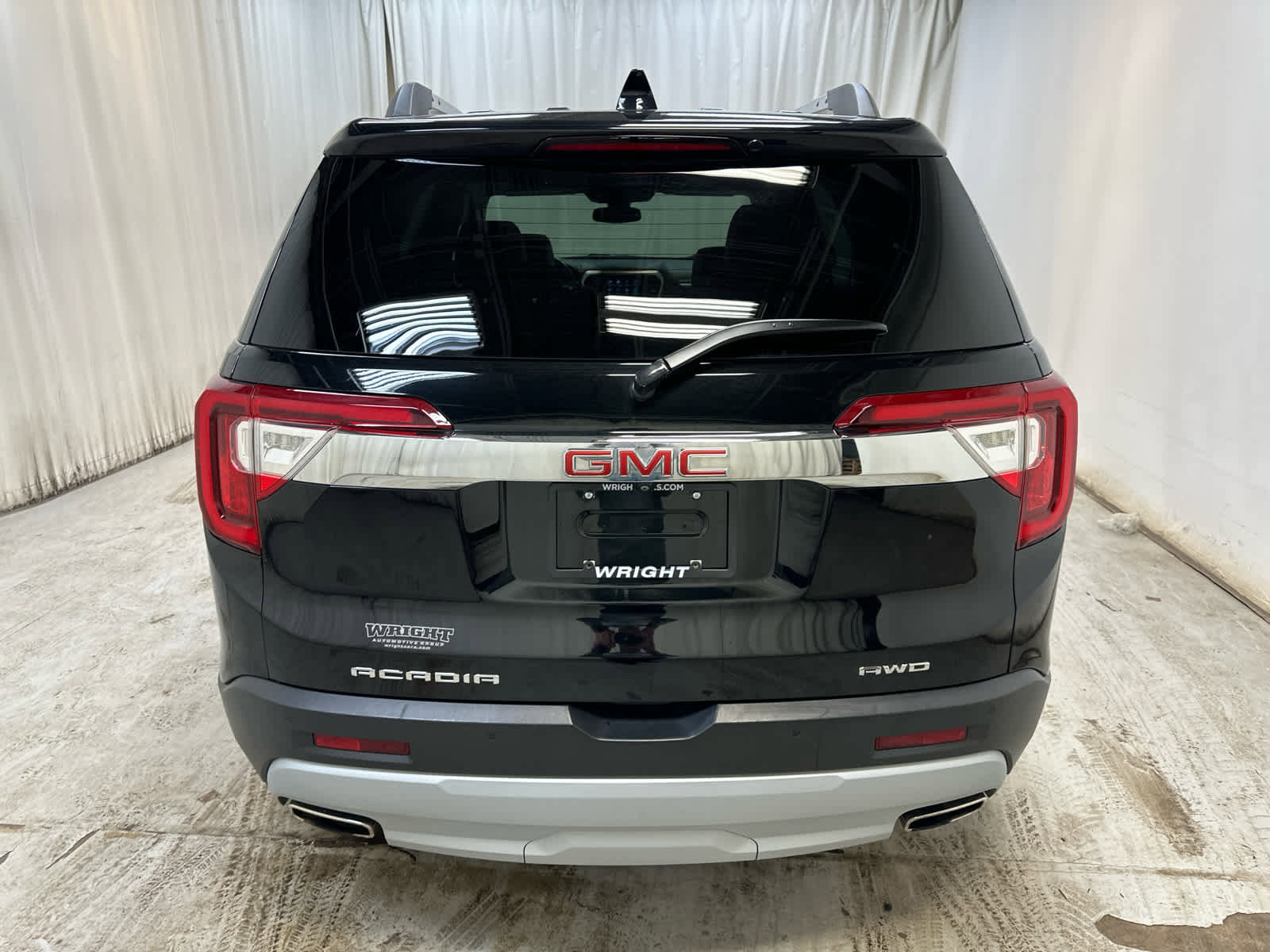 Certified 2021 GMC Acadia SLT w/ Premium Package image 9