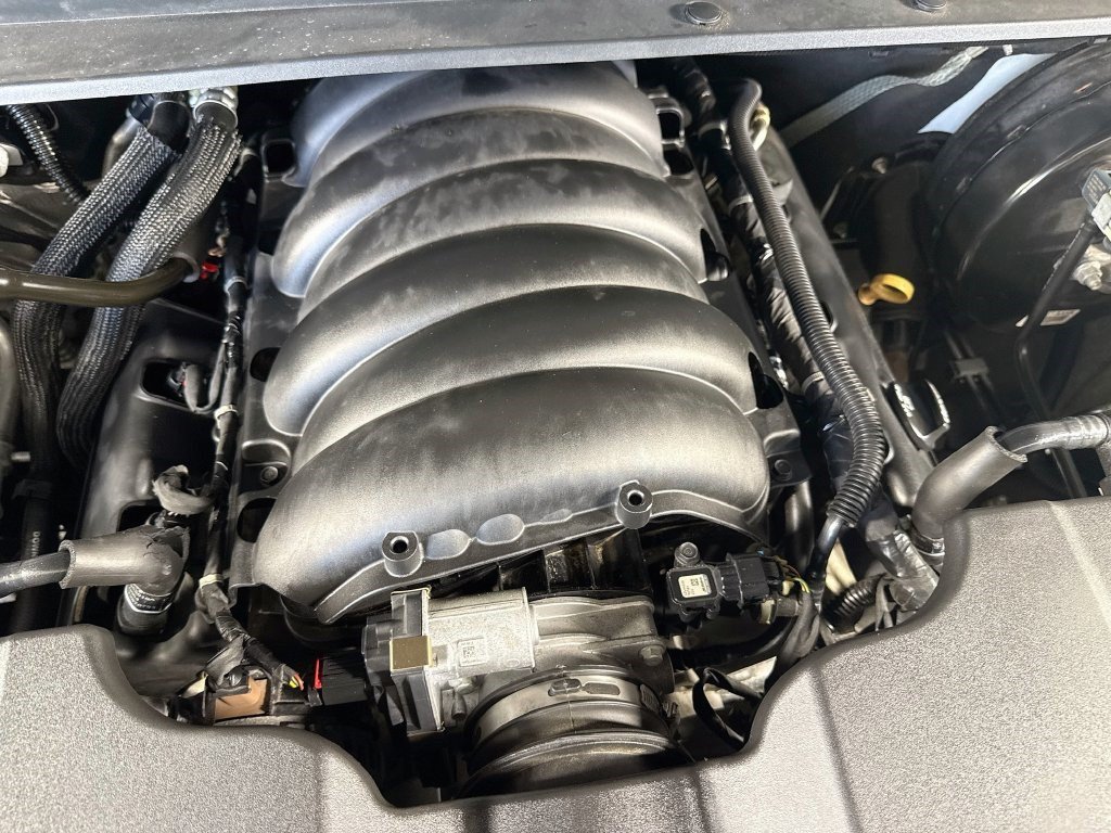 Used 2019 Chevrolet Tahoe LT RWD image 18