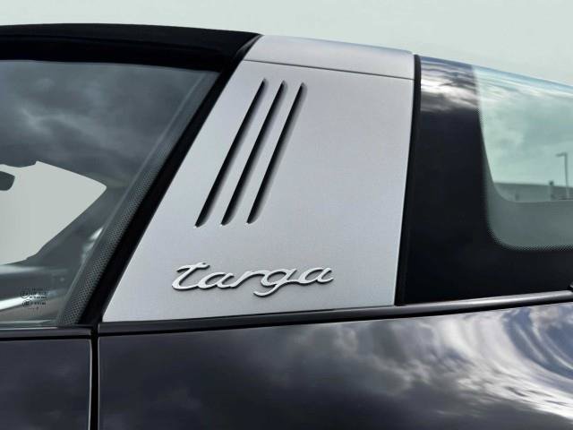 Used 2019 Porsche 911 Targa 4 AWD/4WD image 16