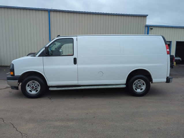 Used 2024 GMC Savana 2500 w/ Driver Convenience Package image 8