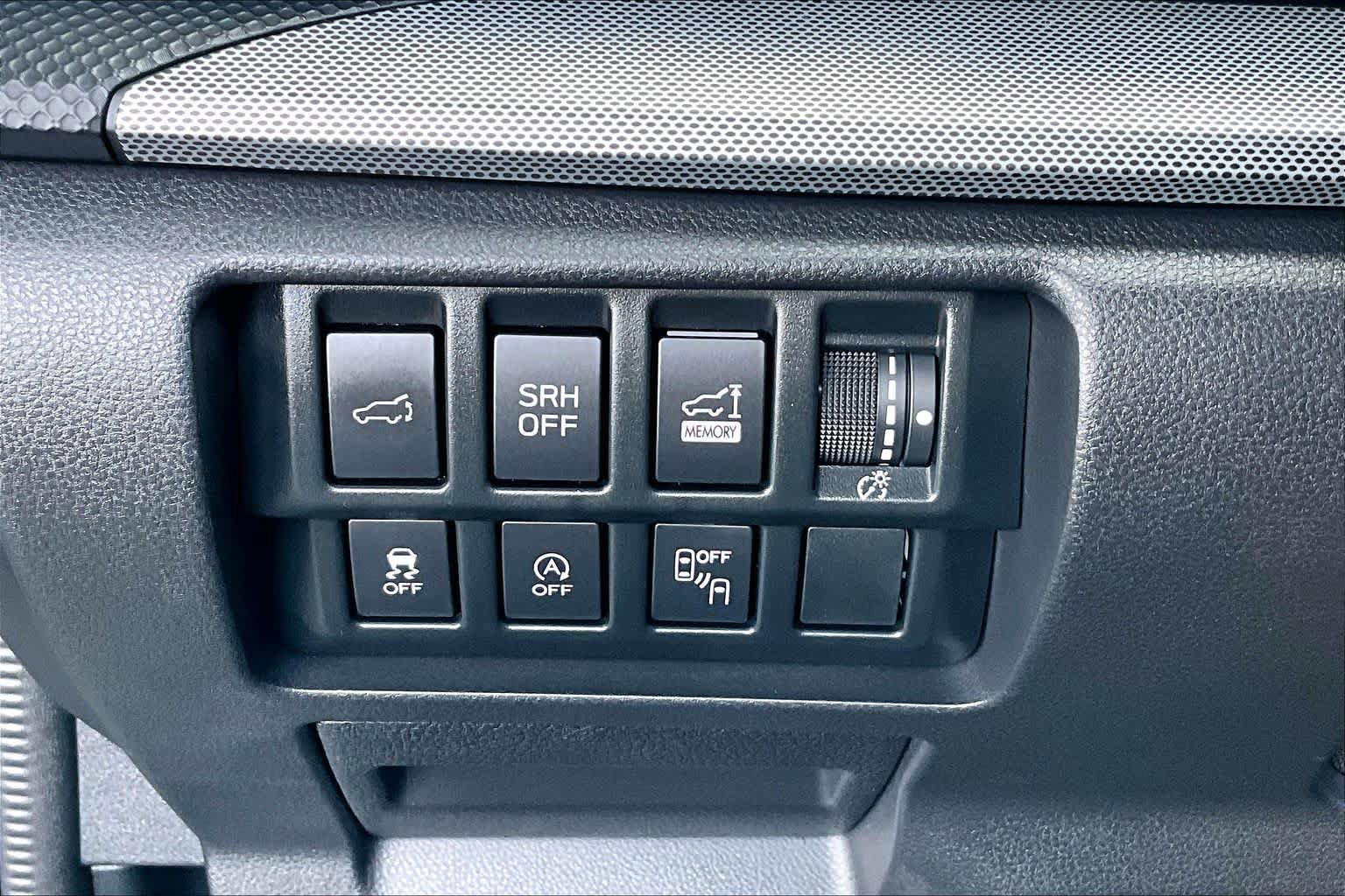 Used 2021 Subaru Forester Limited AWD/4WD image 33