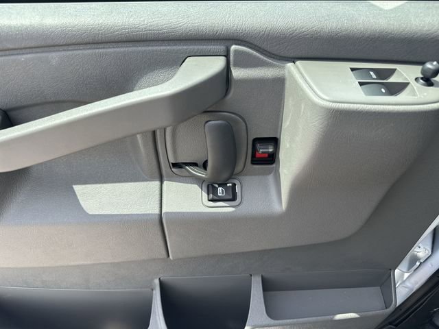 New 2026 GMC Savana 2500 RWD image 13