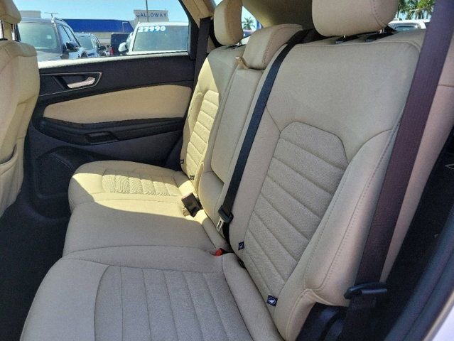 Certified 2024 Ford Edge SE image 15