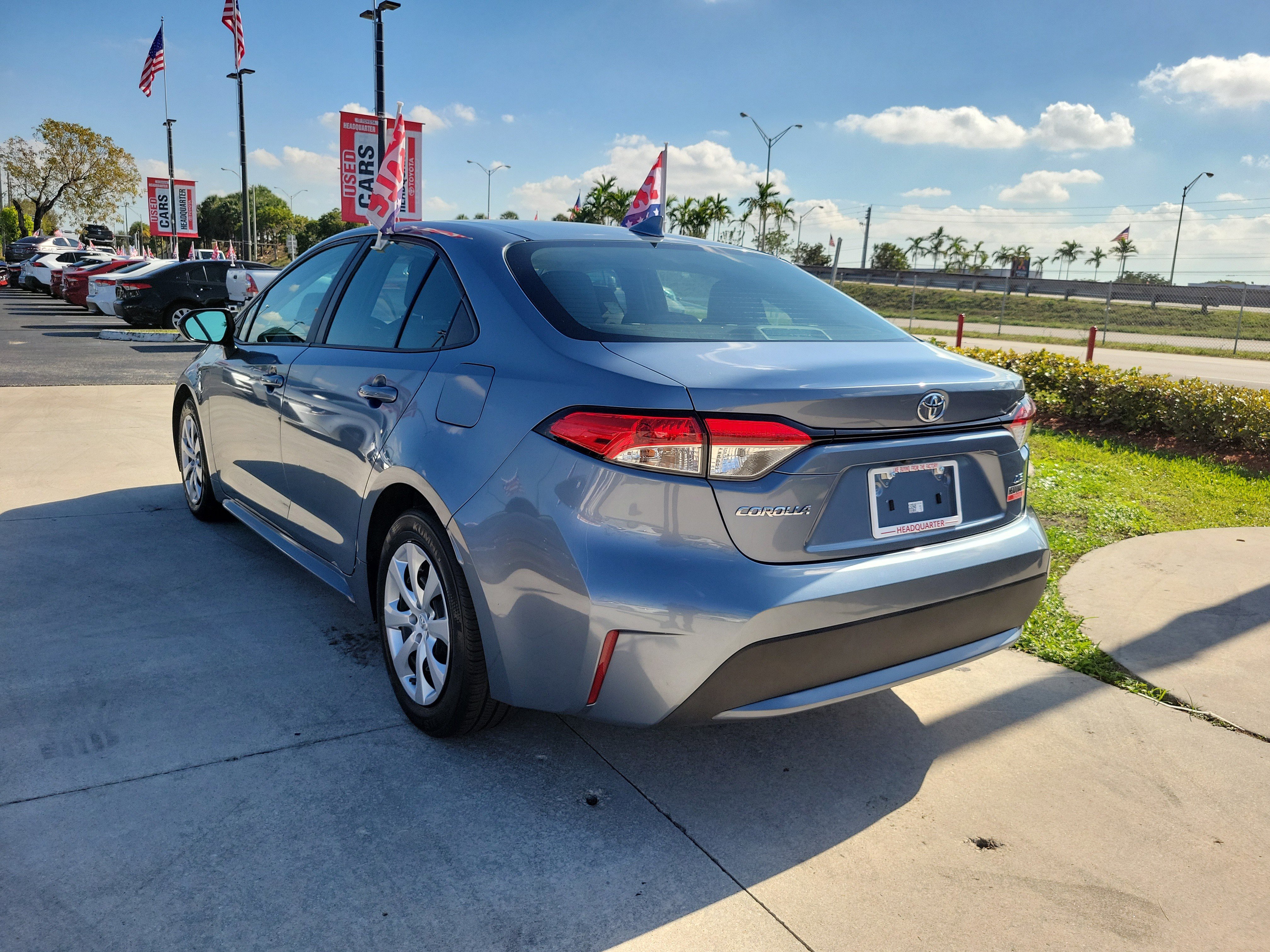 Used 2020 Toyota Corolla LE image 9