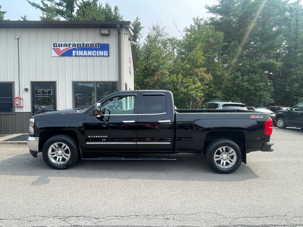 Used 2017 Chevrolet Silverado 1500 LTZ w/ Max Trailering Package image 7