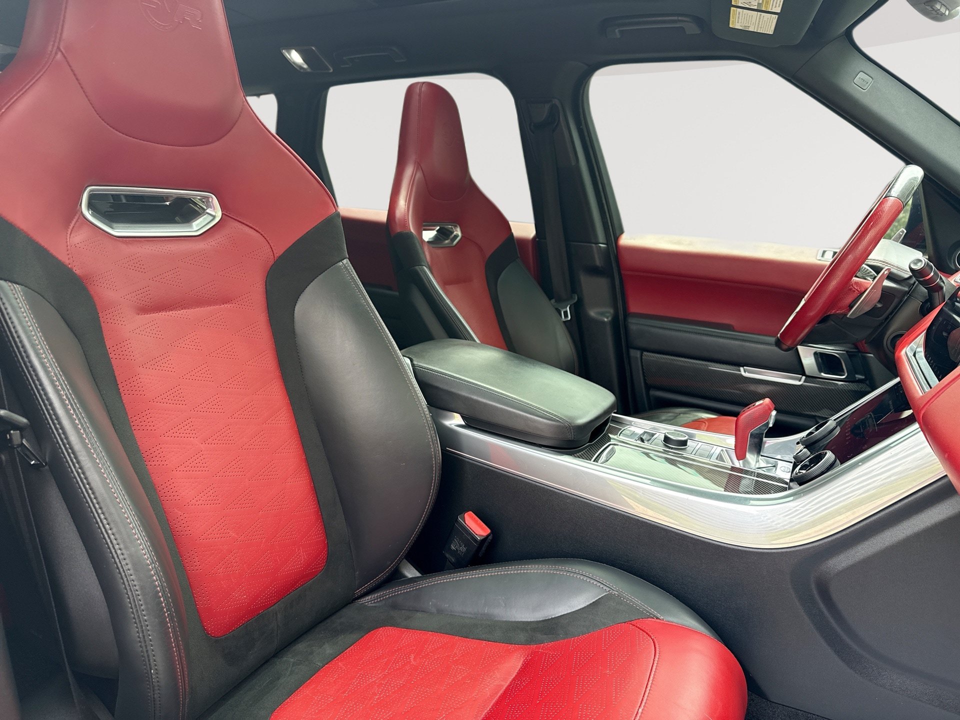 Used 2019 Land Rover Range Rover Sport SVR AWD/4WD image 28
