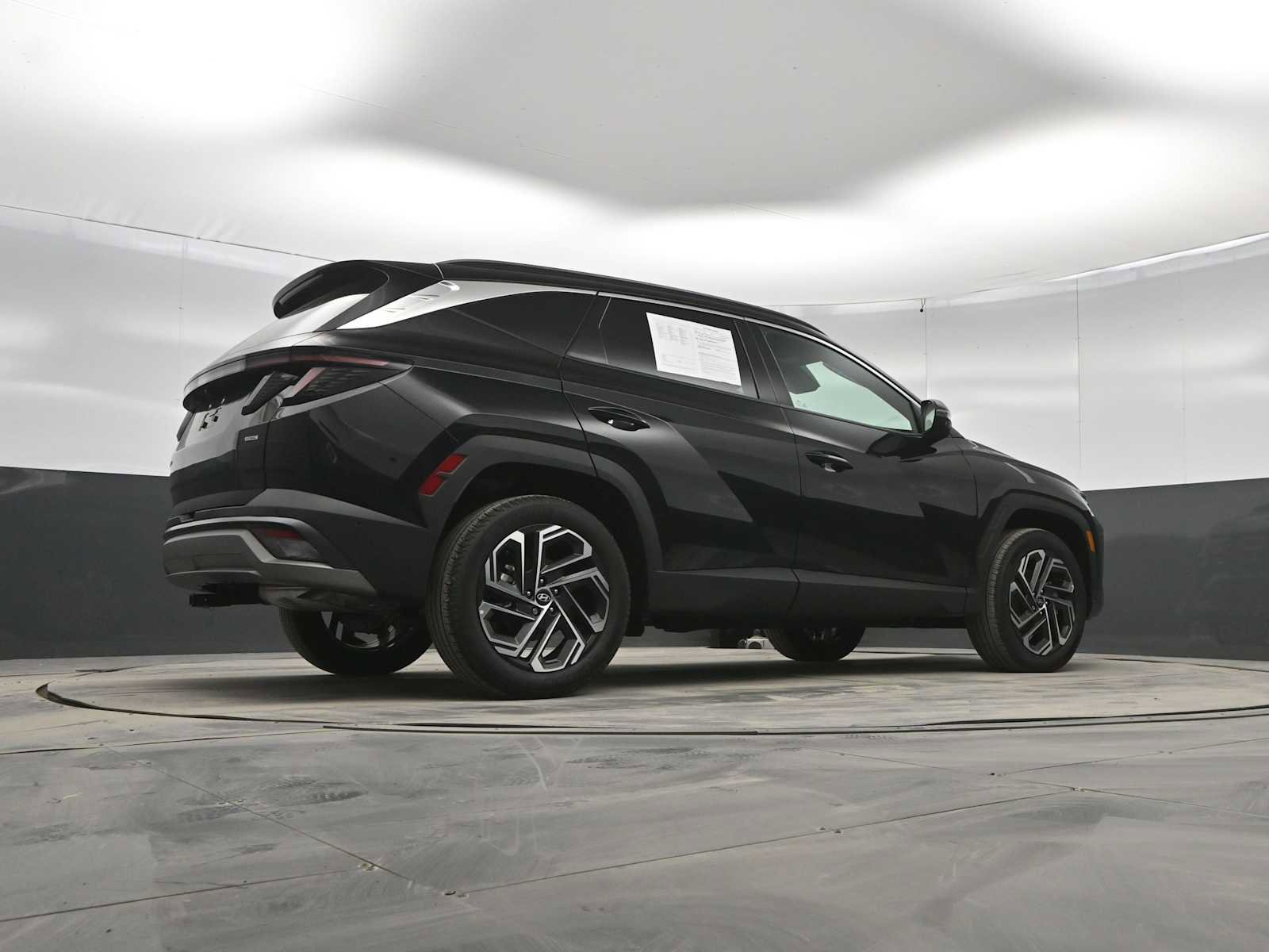 Certified 2025 Hyundai Tucson Limited image 39