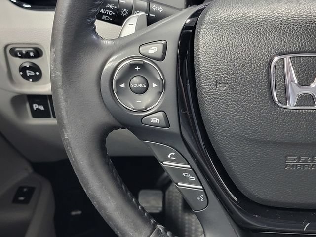 Used 2017 Honda Pilot Touring image 26