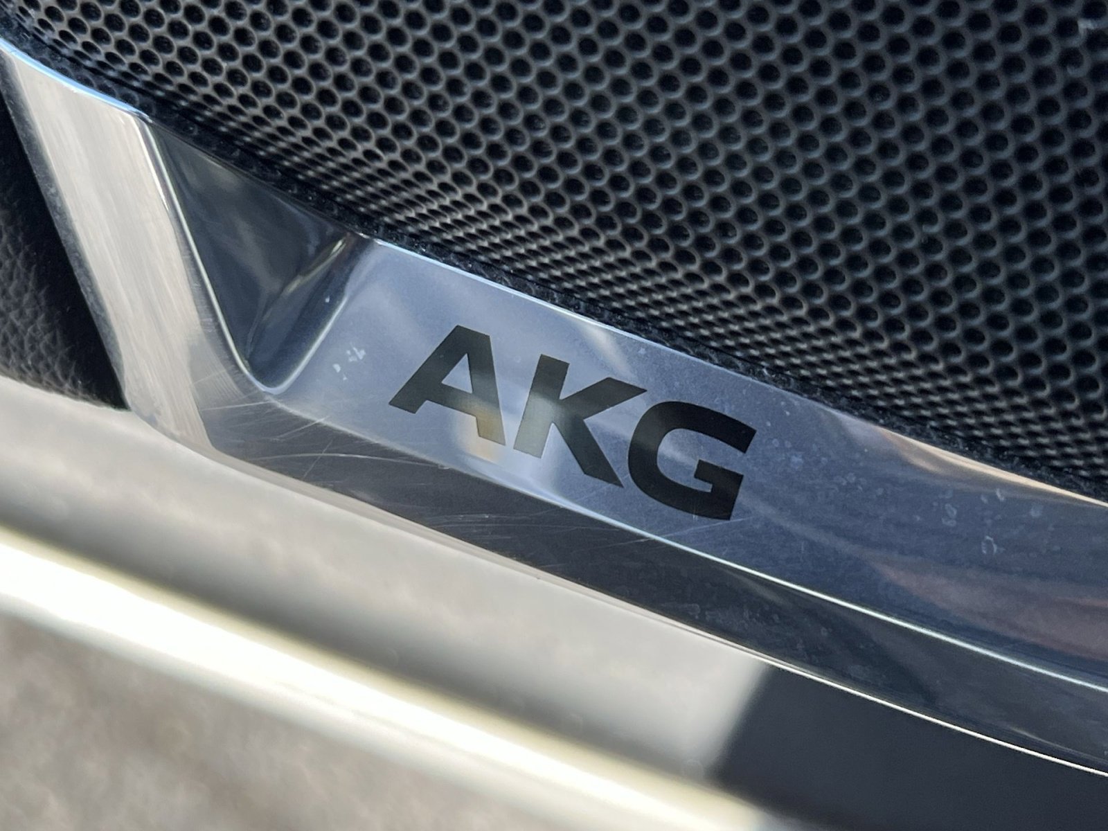 Used 2024 Cadillac Escalade ESV V w/ Heavy-Duty Trailer Package image 37