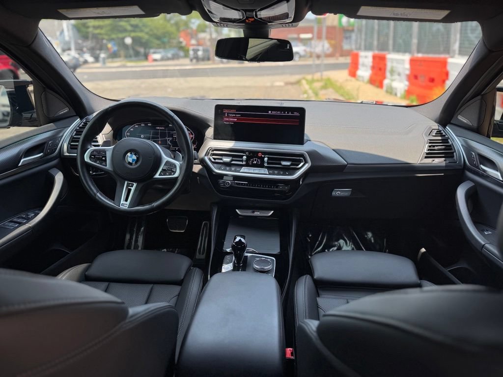 Used 2024 BMW X4 M40i AWD/4WD image 35