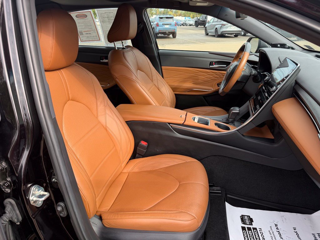 Certified 2020 Toyota Avalon Limited w/ Advanced Safety Package FWD image 35