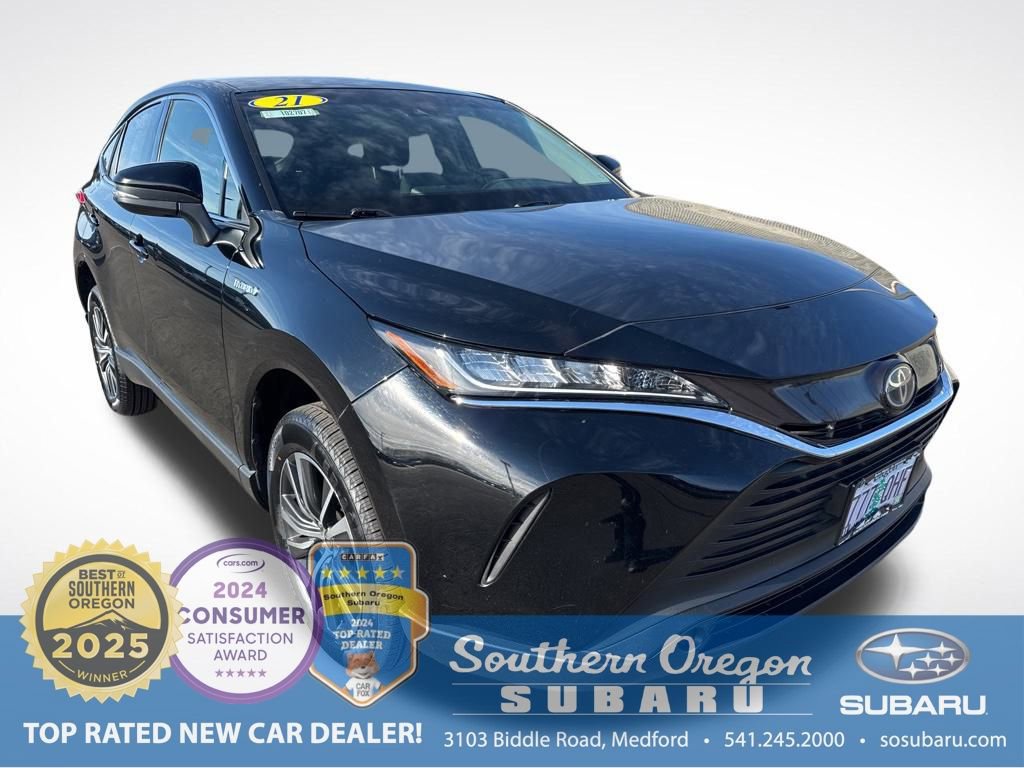 Used 2021 Toyota Venza LE image 1