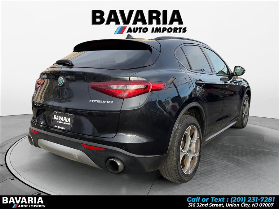 Used 2018 Alfa Romeo Stelvio Sport w/ Quick Order Package 22J Sport image 5