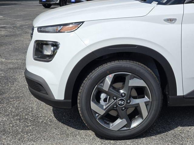 New 2026 Hyundai Venue SEL FWD image 5